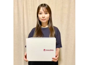 musubouを受け取った従業員の写真 災害備蓄品 musubou 従業員と同居家族へプレゼント